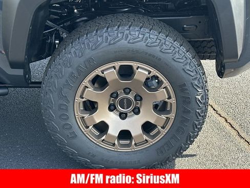 New 2025 Toyota Tacoma Trailhunter image 17