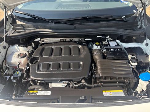 Used 2026 Volkswagen Tiguan SE FWD image 50