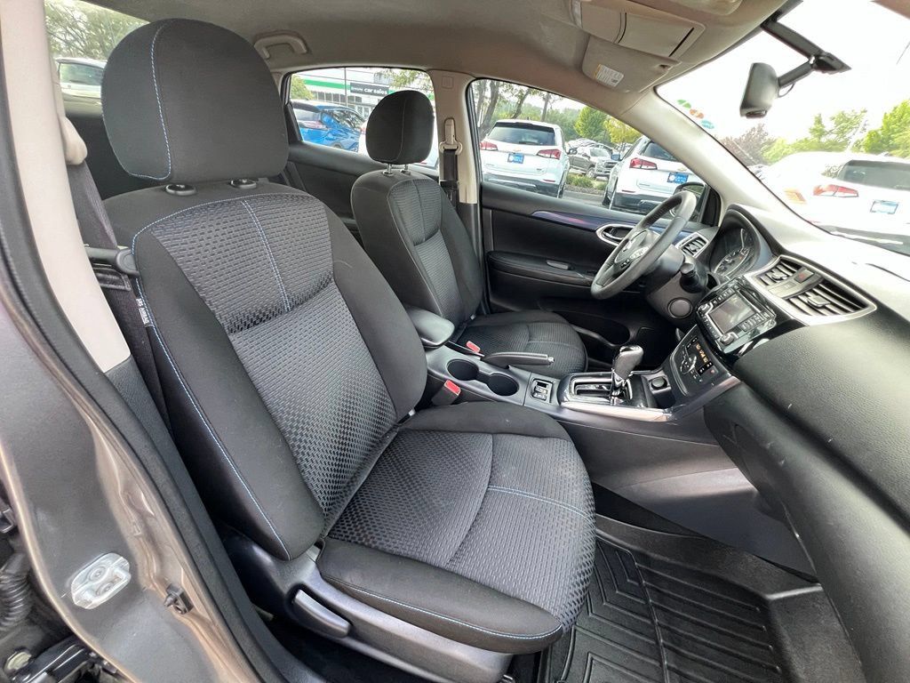 Used 2018 Nissan Sentra SR w/ Electronics Package FWD image 27