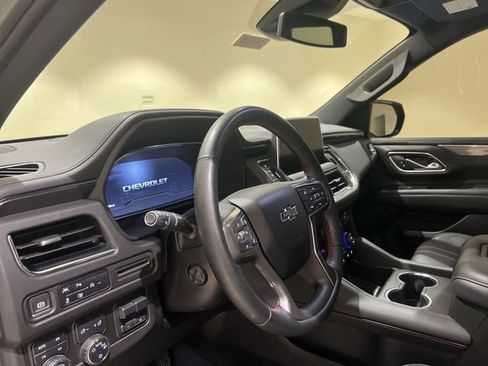 Used 2024 Chevrolet Tahoe RST w/ Luxury Package AWD/4WD image 9