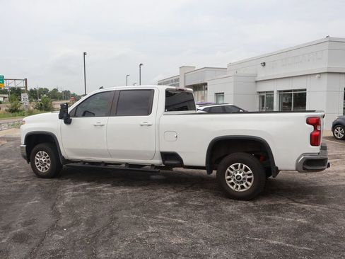 Used 2023 Chevrolet Silverado 2500 LT w/ Convenience Package AWD/4WD image 9