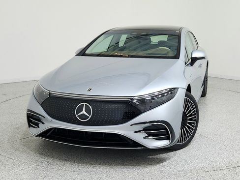 Certified 2023 Mercedes-Benz EQS 580 4MATIC Sedan image 2
