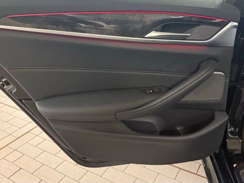 Used 2022 BMW 530i xDrive w/ M Sport Package image 22