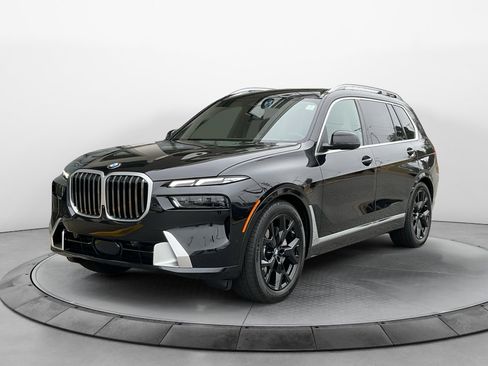 New 2026 BMW X7 xDrive40i w/ Executive Package image 3