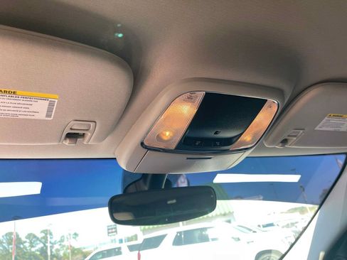 Used 2019 Dodge Durango SXT w/ 3rd Row Seating Group AWD/4WD image 18