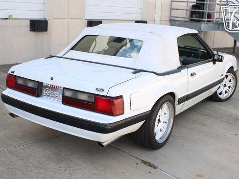 Used 1989 Ford Mustang LX RWD image 36