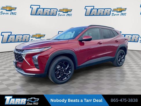 Used 2025 Chevrolet Trax LT w/ LT Convenience Package FWD image 1