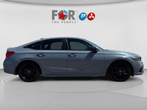 Used 2024 Honda Civic Sport image 6