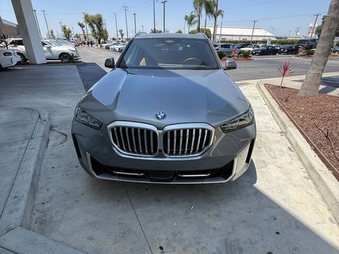 Used 2026 BMW X5 sDrive40i w/ Premium Package RWD image 2