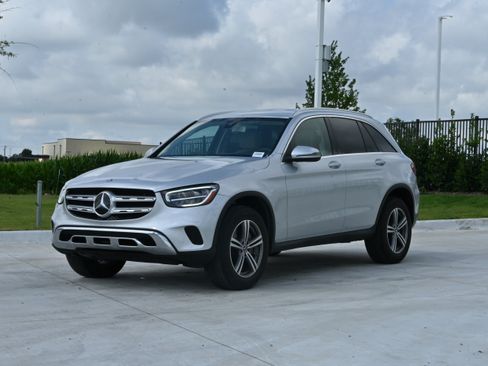 Used 2020 Mercedes-Benz GLC 300 image 5