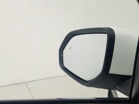 Used 2022 Volkswagen Atlas Cross Sport SEL R-Line image 17