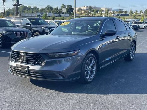 Used 2024 Honda Accord EX image 3
