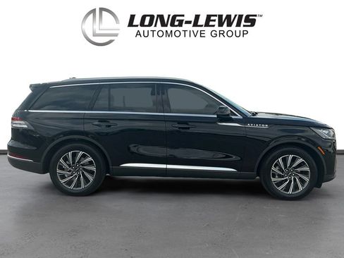 Used 2025 Lincoln Aviator 2WD image 8