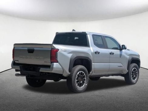 New 2026 Toyota Tacoma TRD Off-Road AWD/4WD image 4