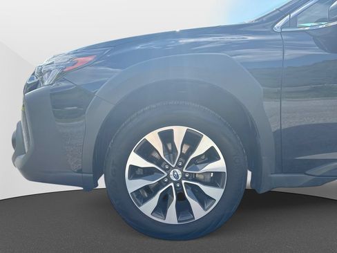 Certified 2025 Subaru Outback Limited AWD/4WD image 14