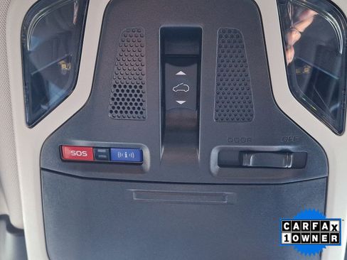 Certified 2025 Subaru Outback Limited image 35