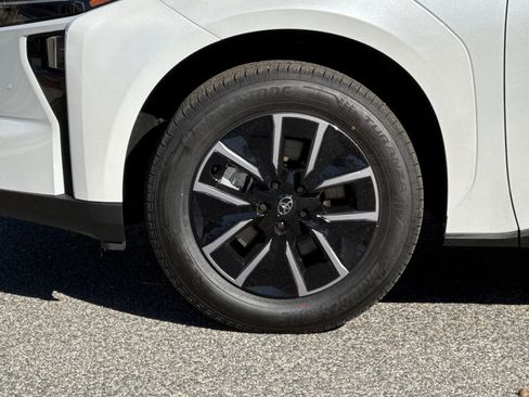 New 2026 Toyota bZ XLE Plus image 25