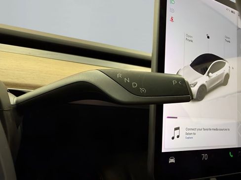 Used 2022 Tesla Model Y Performance AWD/4WD image 20