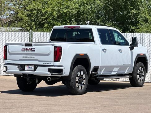 New 2026 GMC Sierra 2500 Denali w/ Technology Package AWD/4WD image 4