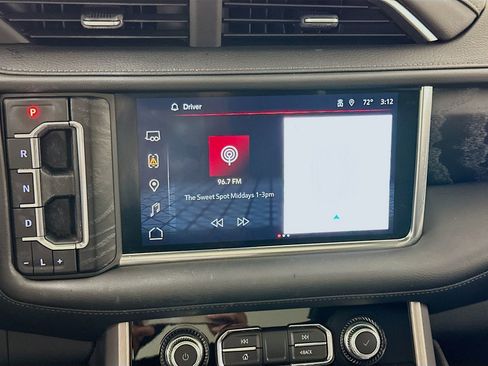 Used 2022 GMC Yukon Denali image 14