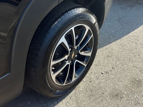 Used 2025 Chevrolet TrailBlazer LT FWD image 31
