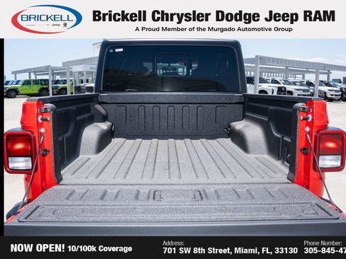 Used 2026 Jeep Gladiator Sport AWD/4WD image 9