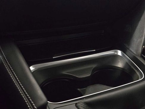 Used 2018 BMW M3 RWD image 32