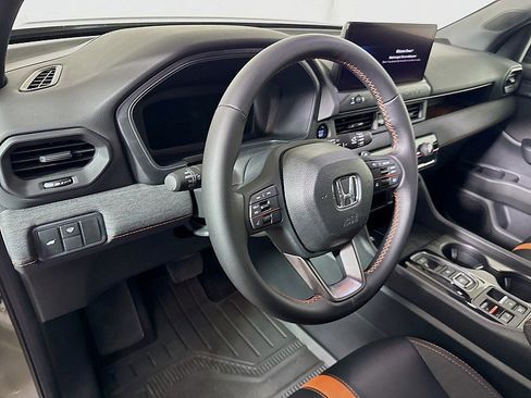 Used 2026 Honda Passport TrailSport image 9