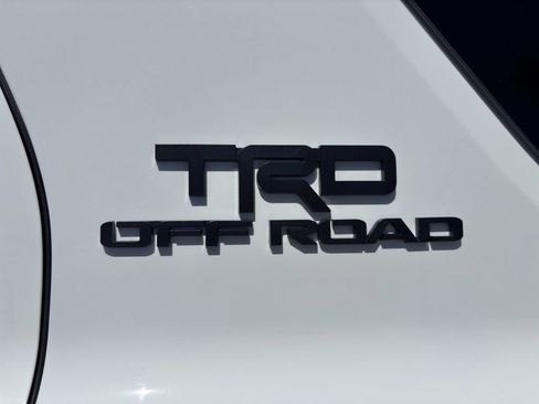 Used 2025 Toyota 4Runner TRD Off-Road AWD/4WD image 15