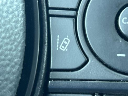 Used 2023 Toyota RAV4 XLE image 16