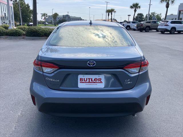 Certified 2025 Toyota Corolla LE FWD image 4