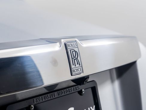 Used 2019 Rolls-Royce Phantom Sedan image 13
