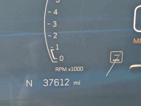 Certified 2024 Cadillac XT4 Premium Luxury image 33