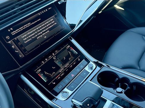 New 2026 Audi Q7 Premium Plus image 28