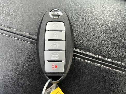 Used 2021 Nissan Sentra SV FWD image 29