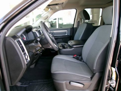 Used 2024 RAM 1500 Classic SLT image 12