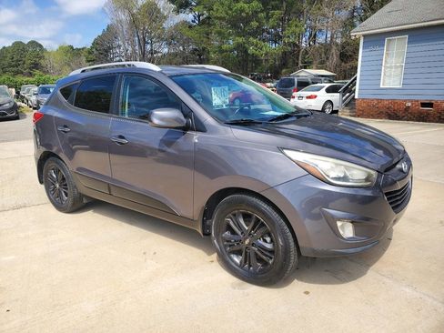 Used 2014 Hyundai Tucson SE image 3