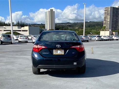 Used 2017 Toyota Corolla LE FWD image 6
