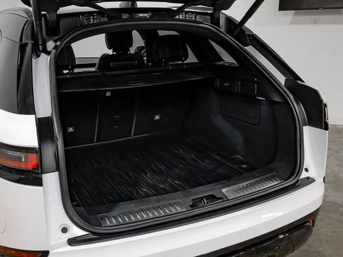 Used 2019 Land Rover Range Rover Velar R-Dynamic SE AWD/4WD image 47