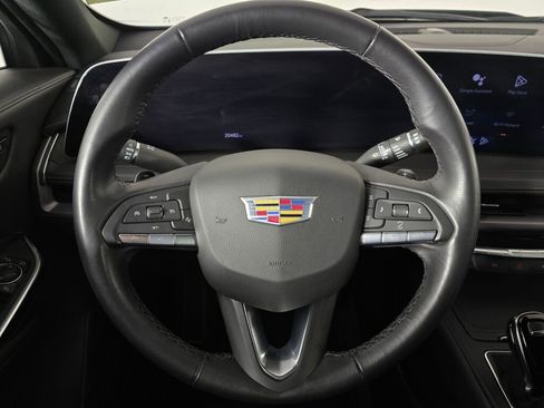 Used 2024 Cadillac XT4 Premium Luxury image 23