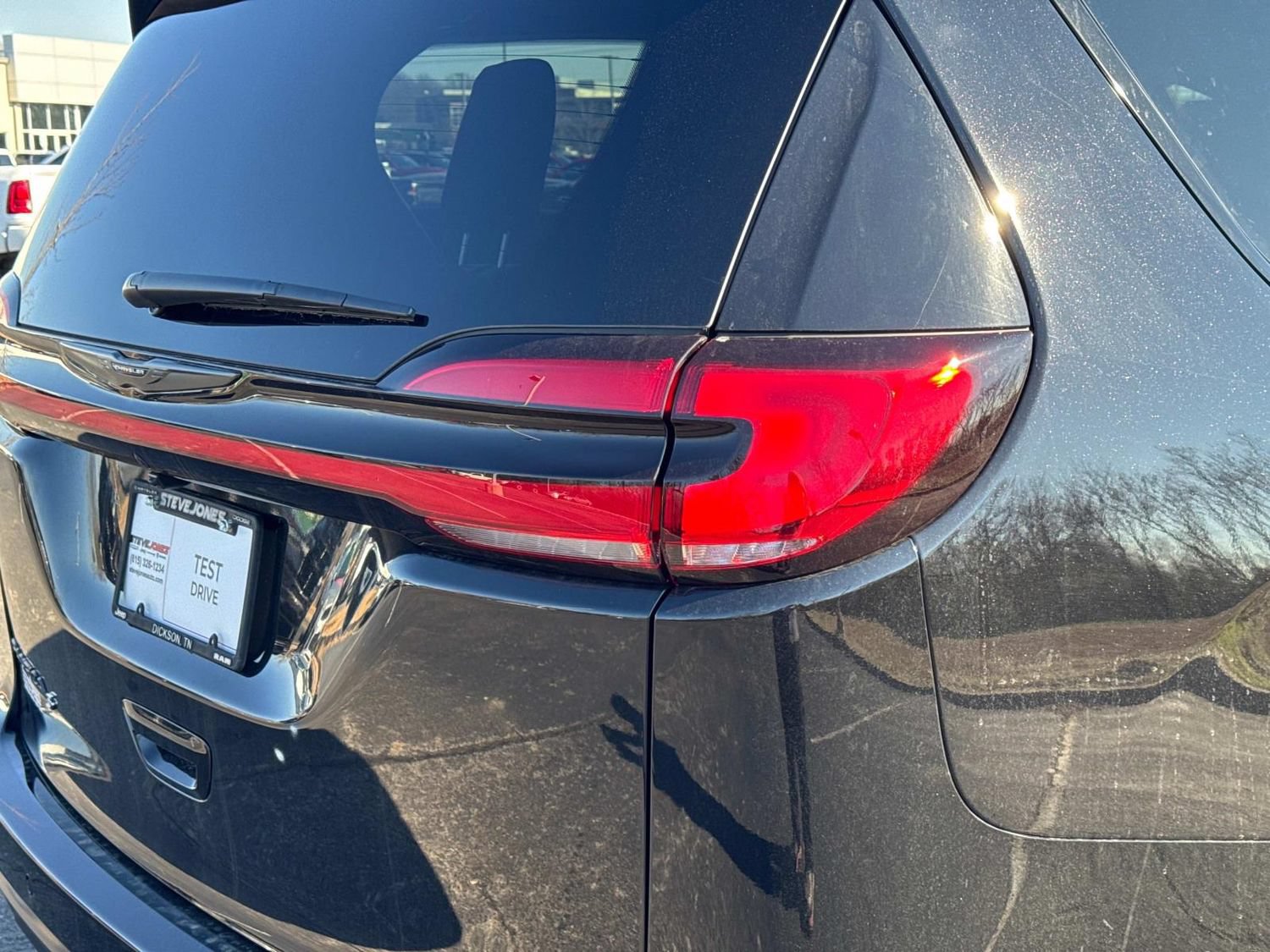 New 2026 Chrysler Pacifica Select w/ S Appearance Package FWD image 15