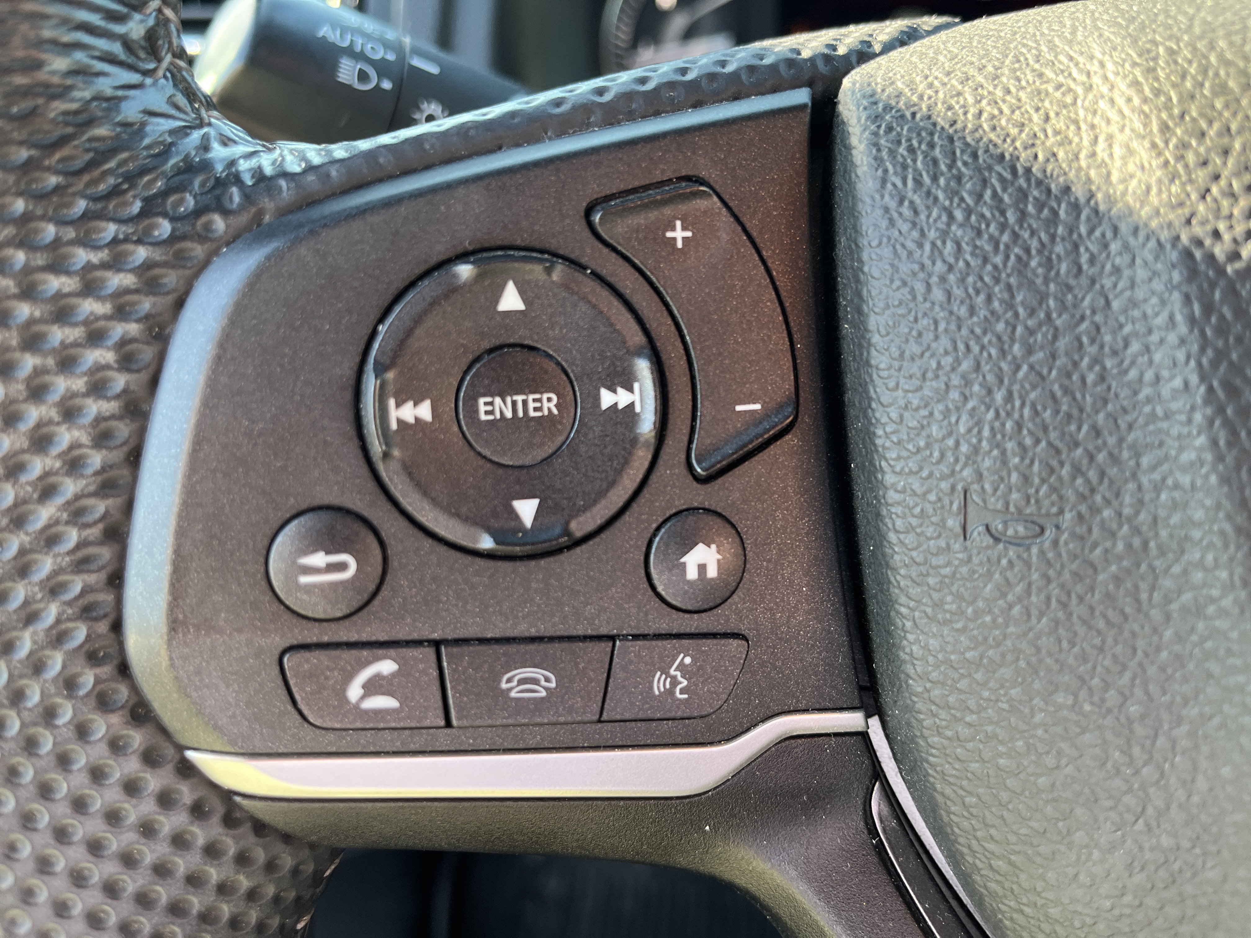Used 2023 Honda Passport EX-L image 25