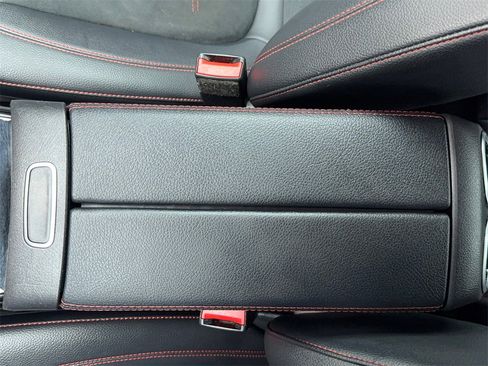 Used 2022 Mercedes-Benz CLA 250 4MATIC image 31