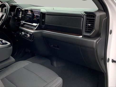 Used 2024 GMC Sierra 1500 Elevation RWD image 18