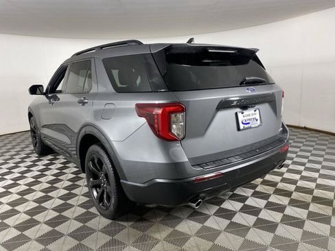 Used 2023 Ford Explorer ST-Line AWD/4WD image 17