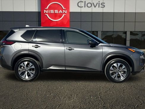Used 2021 Nissan Rogue SV AWD/4WD image 9