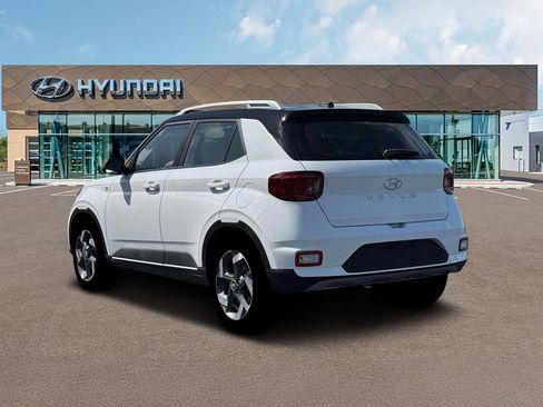 New 2026 Hyundai Venue SEL image 5