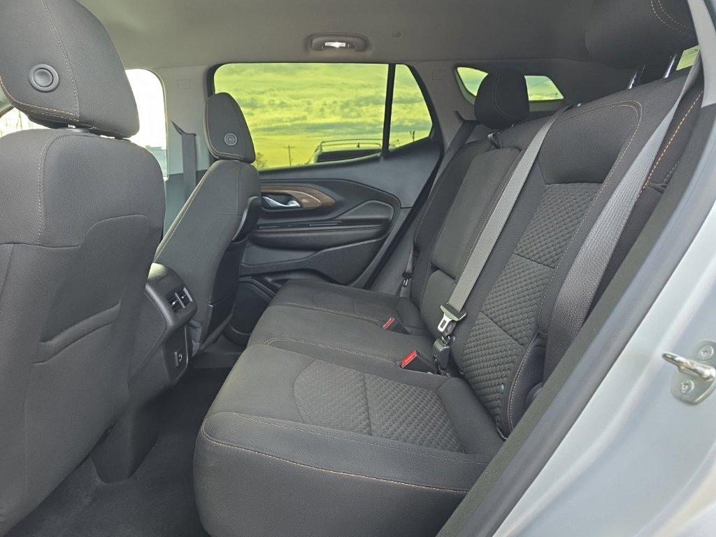 Used 2021 GMC Terrain SLE w/ Elevation Edition AWD/4WD image 15