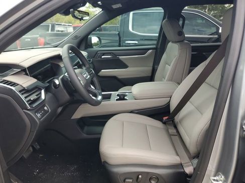 New 2026 GMC Acadia Elevation w/ Elevation Premium Package image 9