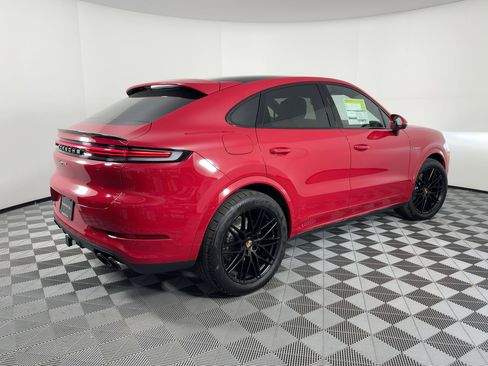 Used 2026 Porsche Cayenne E-Hybrid image 9